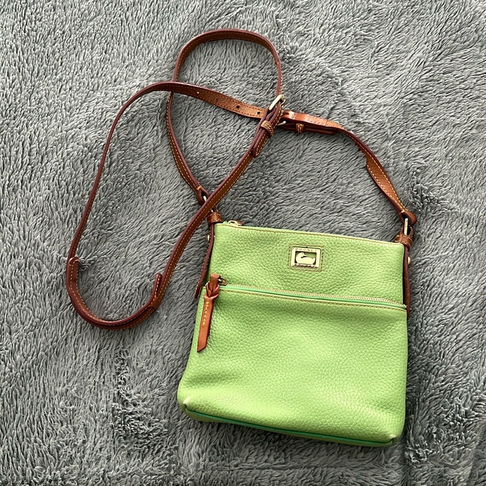 Dooney & Bourke purse